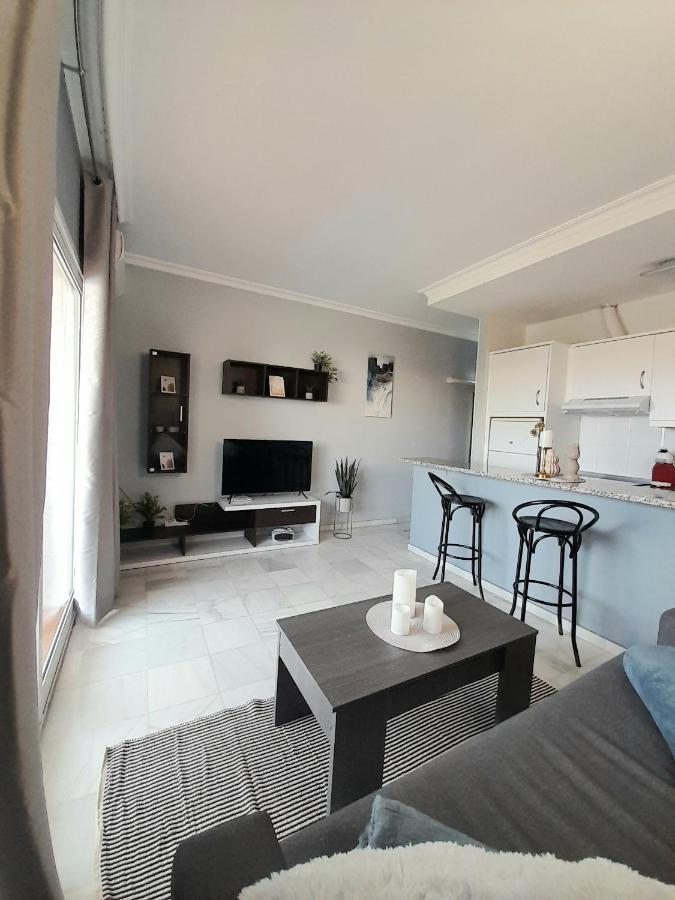 Nice Apartment Near The Beach Fuengirola Exterior photo